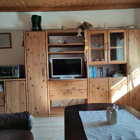 Familienferienhof Sell's Scheune Apartmán *